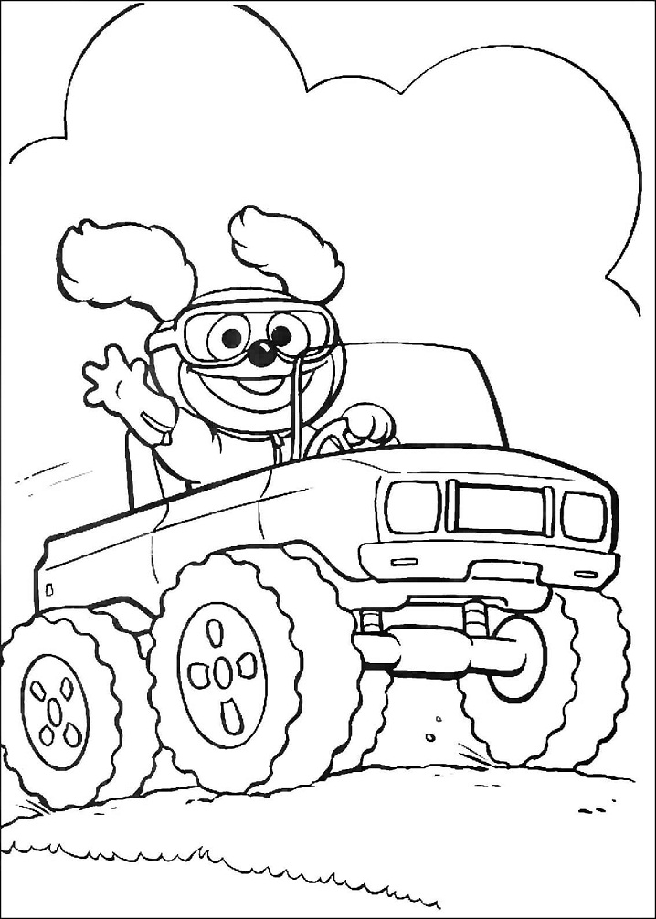 Baby Rowlf drives a Car
